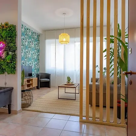 Rio's Cozy In The Heart Of Côme